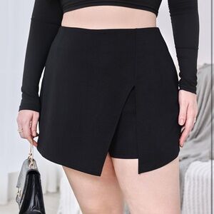 Black Women's Mini Skort - Never Worn